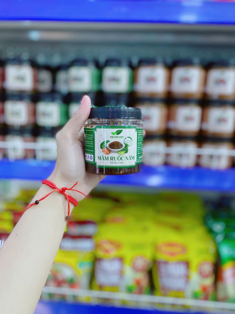 Mắm ruốc nấm Thế Giới Chay tại Phnom Penh